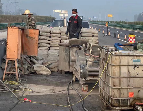 沈阳高速路病害处理